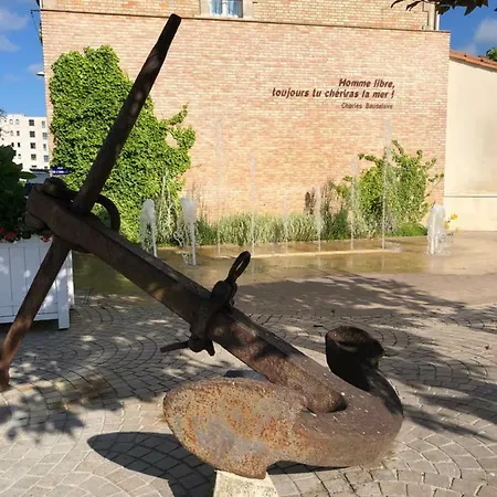 T2 51m2 Et Parking Privatif En Sous Sol شقة *